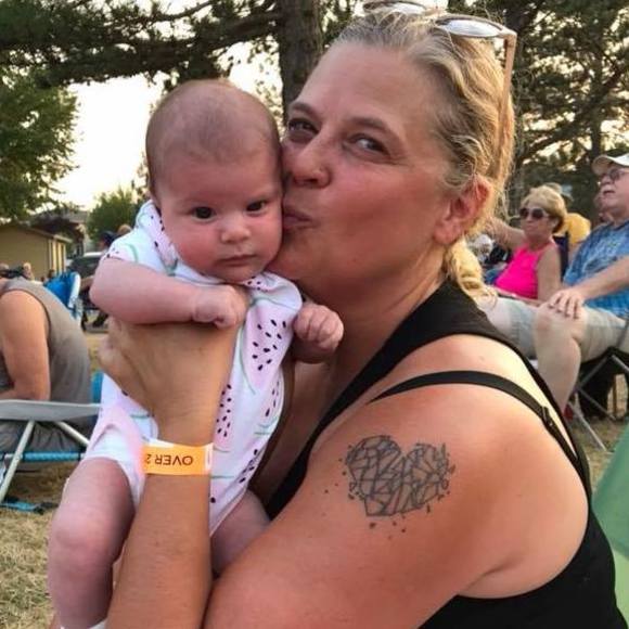 Meet your Posher, Kelli - Picture 1 of 1